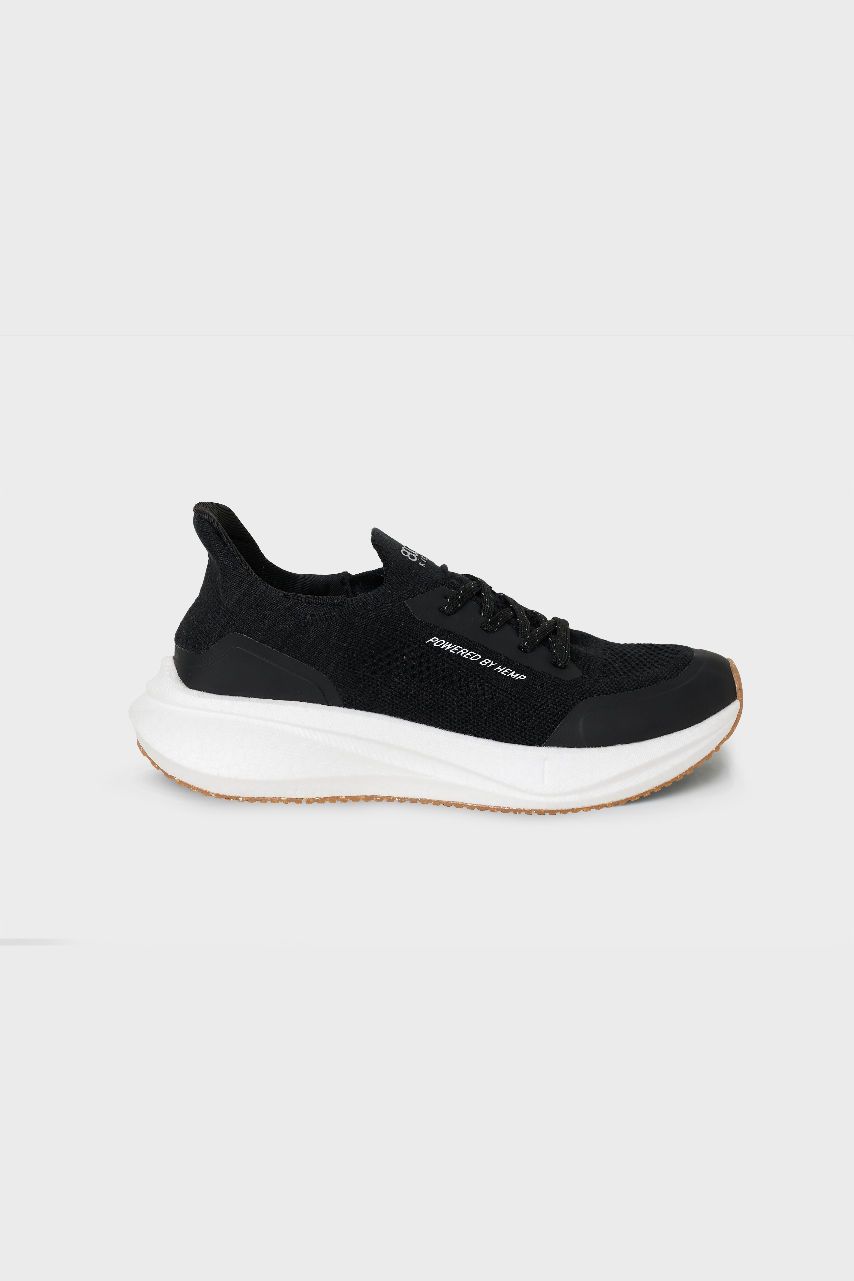 8000kicks Women Sneakers Runners Black And White