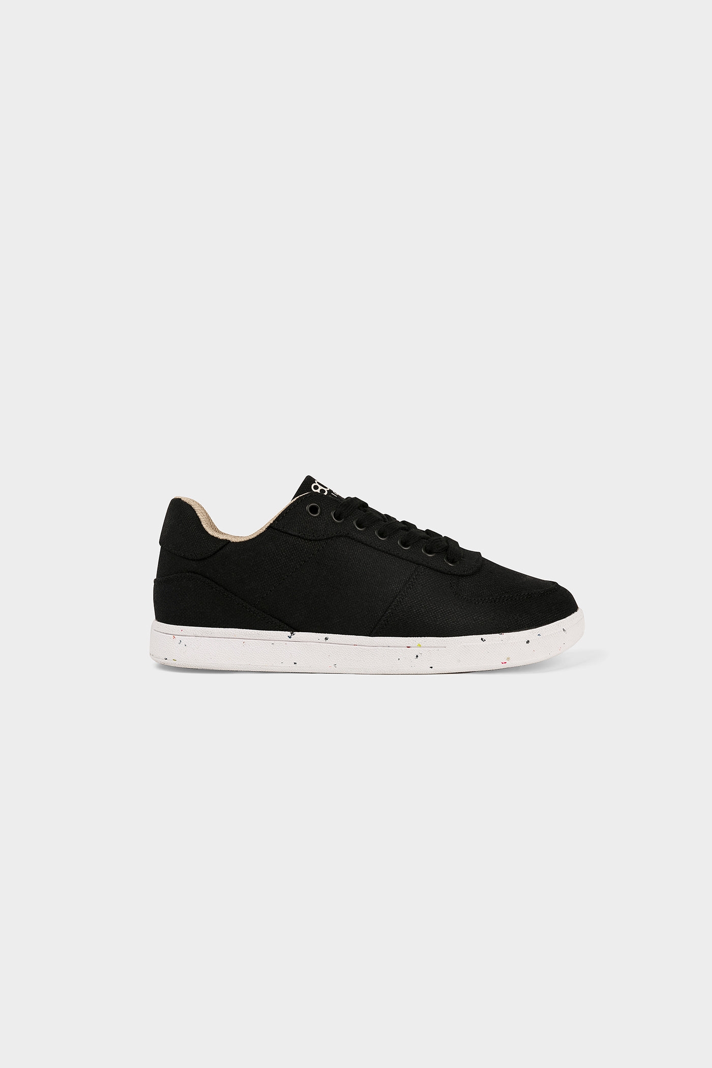8000kicks Women Sneakers Seeker Black And White