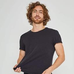 T-Shirts with short sleeves