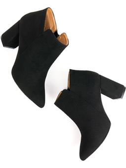 Boots Point Toe Black