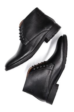 Boots Chukka Black