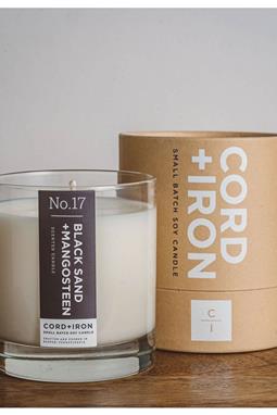 Scented Candle Black Sand and Mangosteen