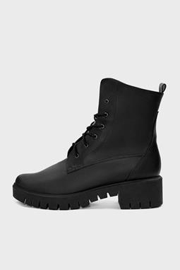 Lace-Up Boots Classic Black