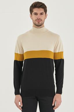 Sweater Ecru Black