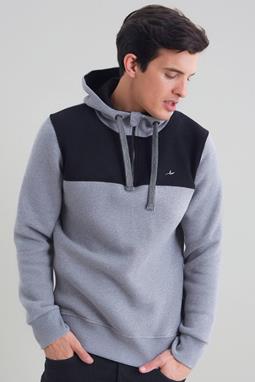 Hooded Sweater With Contrast