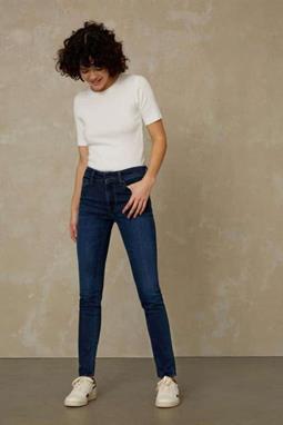Juno Medium Blue