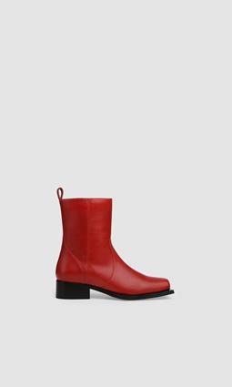 Boots Karel Ruby Red