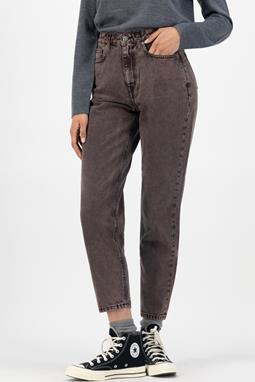 Mom Tapered Jeans Berry