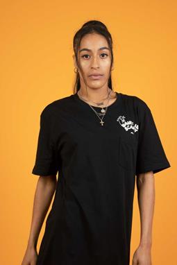 T-Shirt Dagboek Is Eng Zwart
