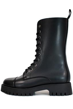 Track Sole 10 Eye Boots Black