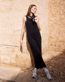 WOTE Midikleid Gerippt Schwarz