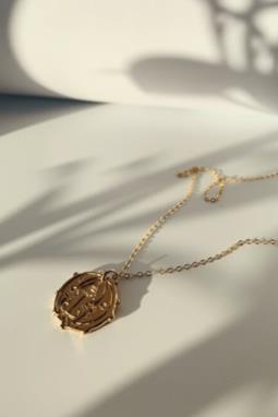 Necklace Moon Face Gold Plated
