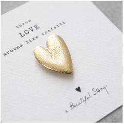 A Beautiful Story Brooche Heart