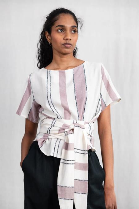 Wikkelblouse Met Amarantkleurig Weefpatroon In Oudroze