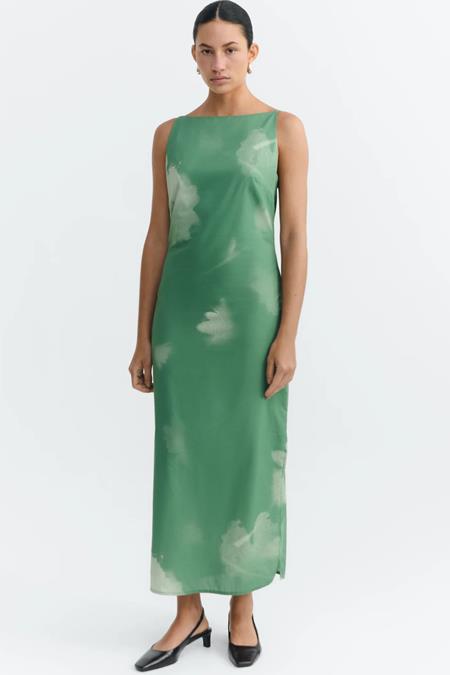 Thinking MU: Dress Sunniva Tipia Long Green