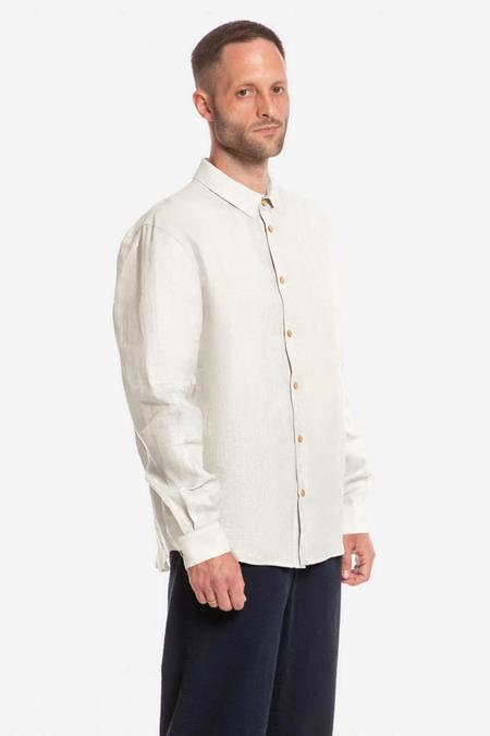 MATONA: Casual Wit Over...