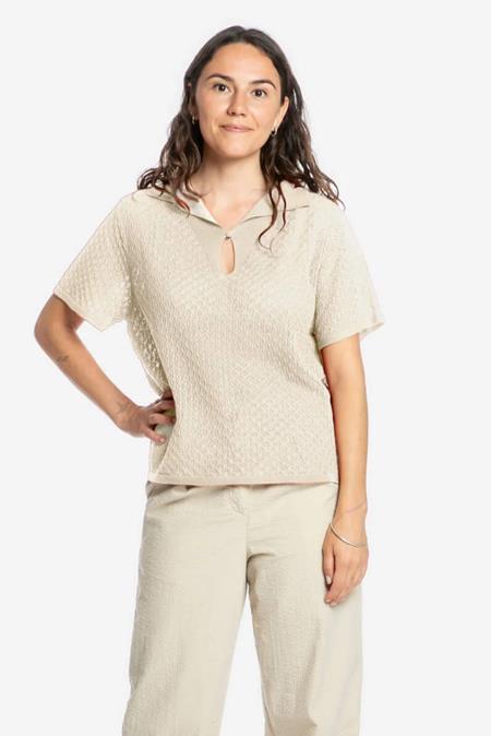 MATONA: Blouse Met Puntige Ellebogen In Beige