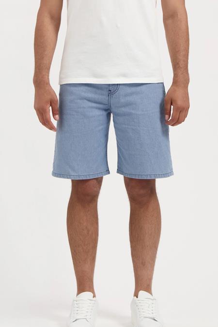 MUD Jeans: Shorts James Zo...