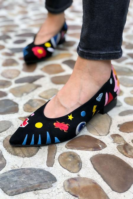 Flats A New Universe Black
