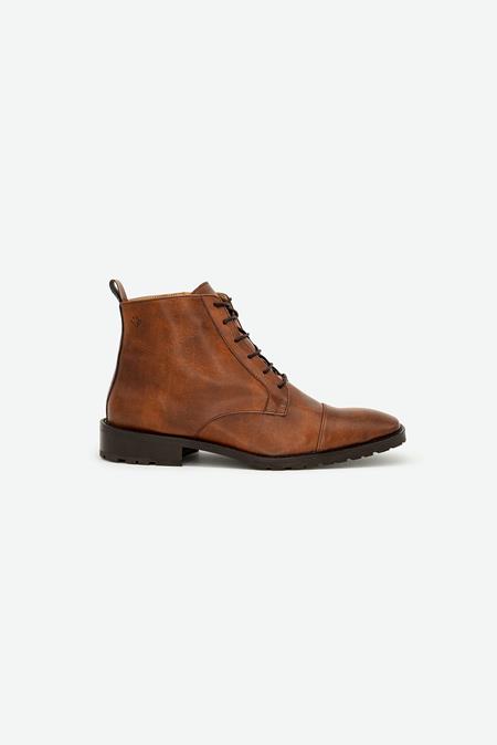 COG: Boots Men Linco...
