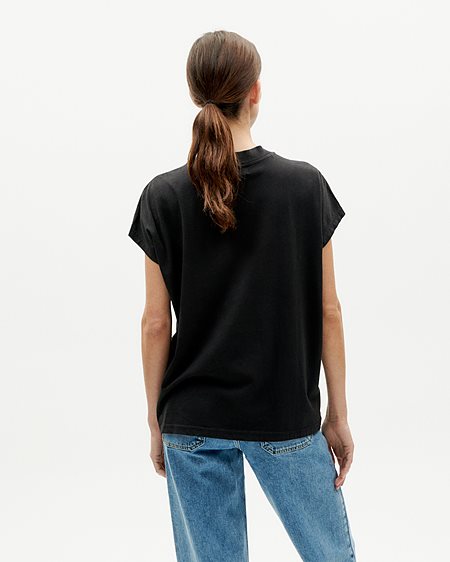 Basic T-Shirt Volta Black from Shop Like You Give a Damn