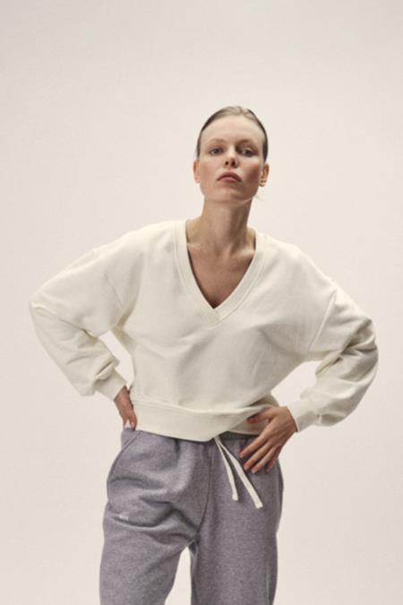 WOTE: Sweatshirt V-Ha...