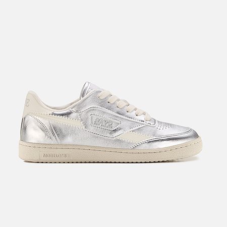 Sneakers M89 Icon Silver from Shop Like You Give a Damn