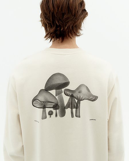 Sweatshirt Funghi Leon White via Shop Like You Give a Damn