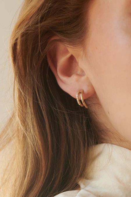 Dear Darling Berlin: Muse Diamanten Hoepels 14k Goud