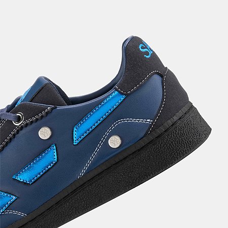 Sneakers M70 Apollo Navy & Midnight from Shop Like You Give a Damn