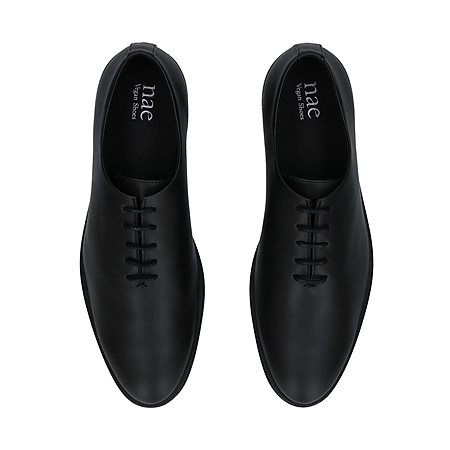 Oxford Shoes Brody Black from Shop Like You Give a Damn
