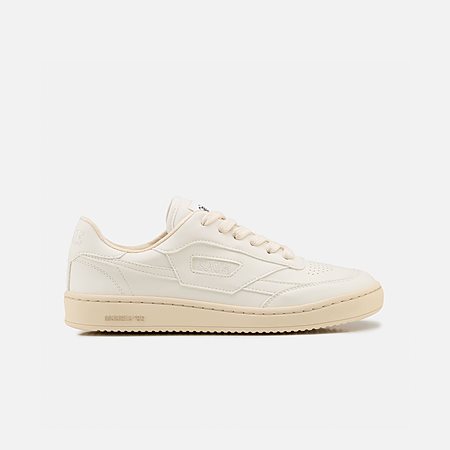 Sneakers M89 Ground Off White via Shop Like You Give a Damn