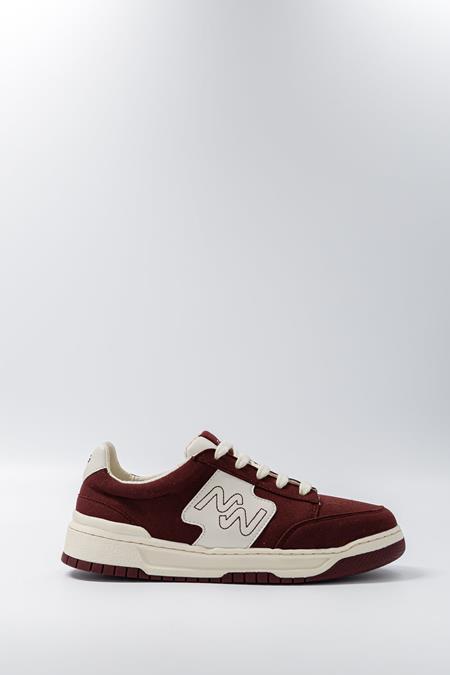 Mood Walk: Sneaker Dream Big Burgundy Mood Walk: Sneaker Dream Big Burgundy