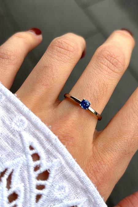 Dear Darling Berlin: Ring Lia Saffier Lumineus Blauw
