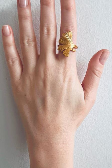 Ring The Delicate Grande Gold