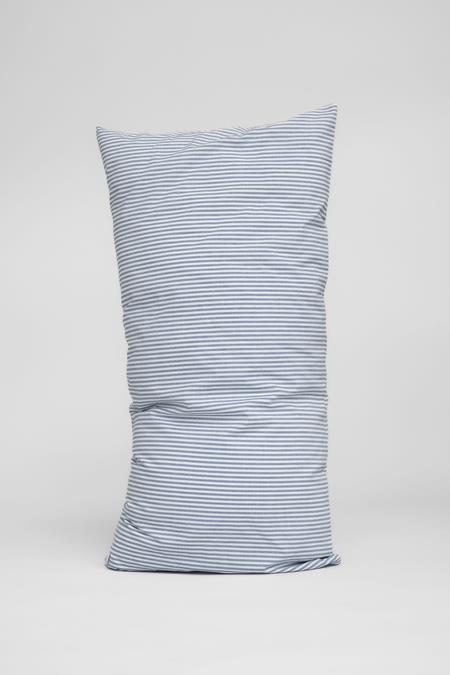 Kopfkissenbezug Majuli Stripes Perkal Blau/Naturweiß