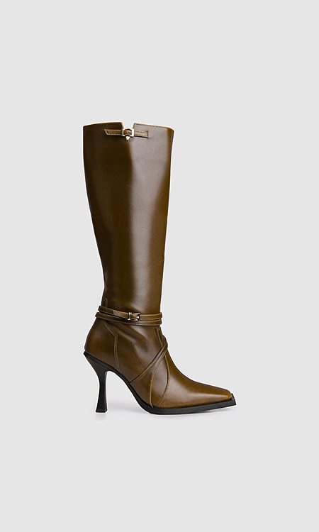 Boots Alicia Moss via Shop Like You Give a Damn