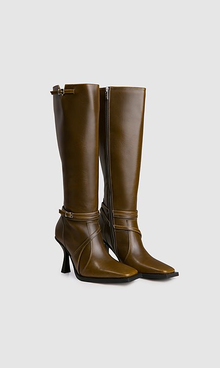 Boots Alicia Moss from Shop Like You Give a Damn