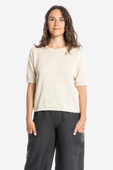 MATONA: Gebreid T-Shirt In Beige