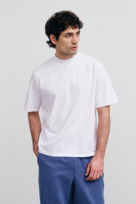 T-Shirt Breiter Kragen Klassisch Weiß