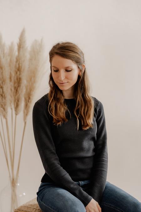 Marenika: Longsleeve Emily  Zwart