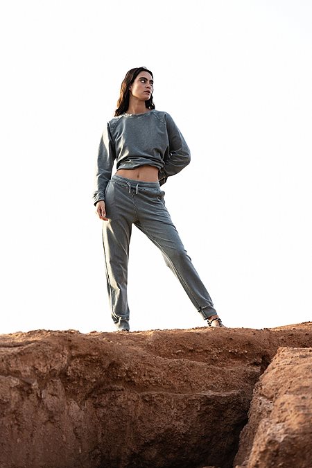 Sweatshirt Ona Faded Blue via Shop Like You Give a Damn