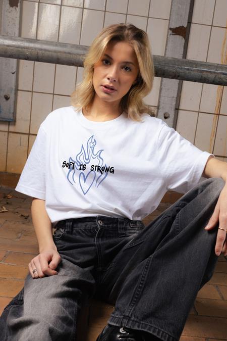 Kintobe: T-Shirt Atlas Boxy Fit Wit