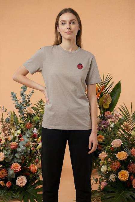 PITOD: T-Shirt Lady Bu...