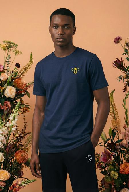 PITOD: T-Shirt Bee Fre...