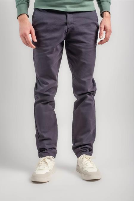 Flax and Loom: Chino's Regular Fit Marineblauw