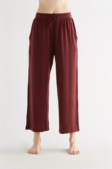 True North: Hose Wide Leg Burgundy