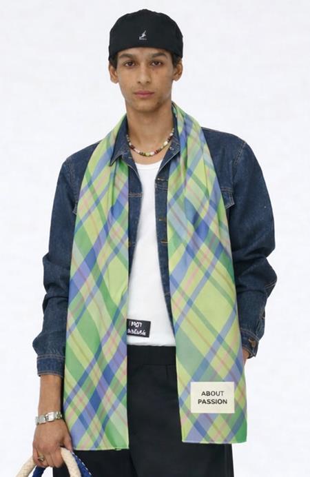 VERB TO DO: Sjaal About Passion Groot Groen/Blauw