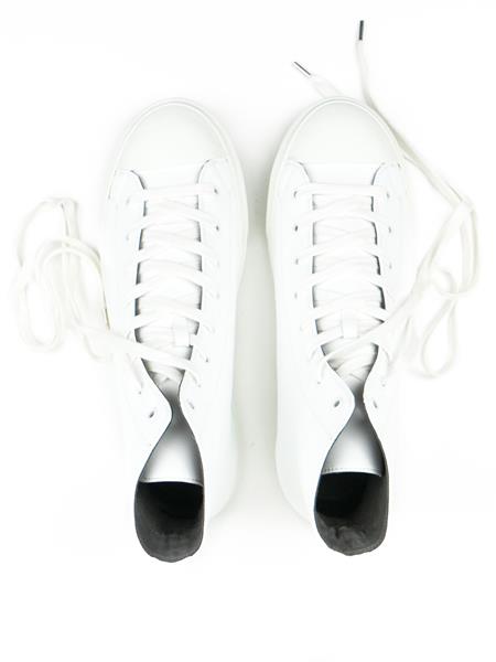 Sneakers Classic High-Top White from Shop Like You Give a Damn