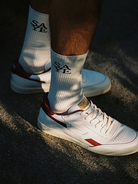 Sneaker Modelo '89 Garnet from Shop Like You Give a Damn